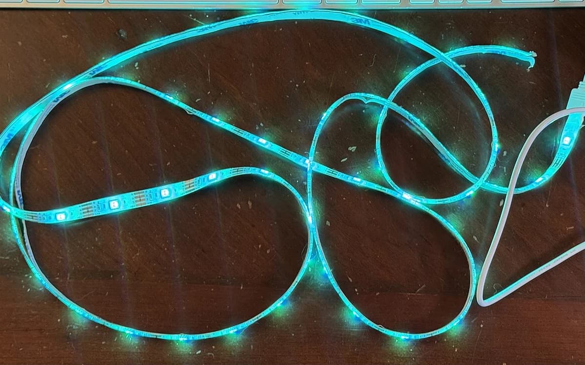 Ultraviolet and 405 to 450 nm visible blue LED photocatalytic reactor array