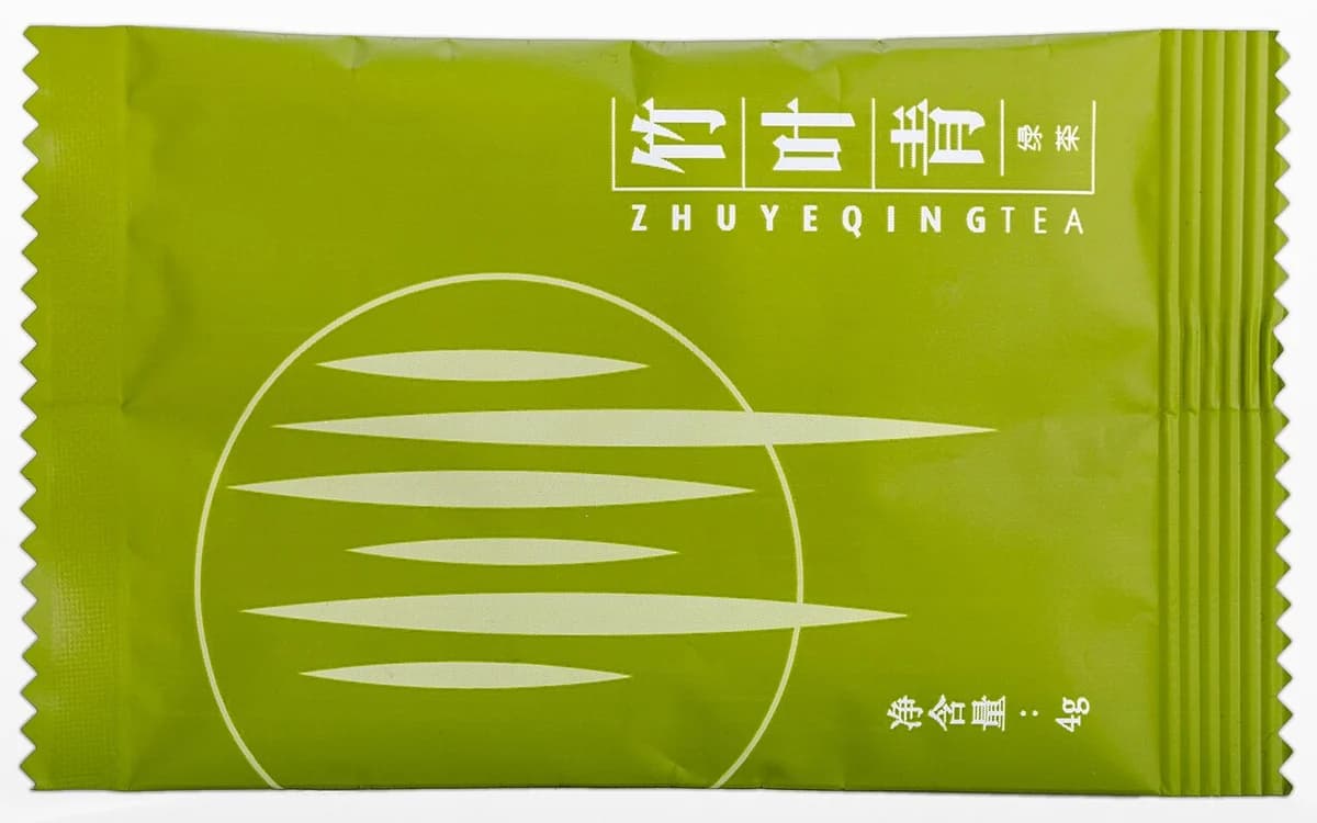 Fresh green tea leaves rich in botanical catechin polyphenols