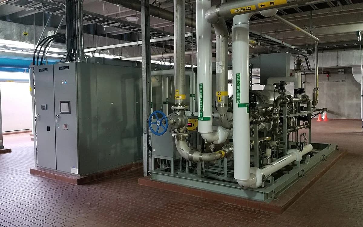 Industrial corona-discharge ozone generator assembly